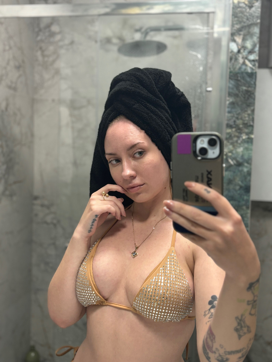 Nude girl KateV in Nizhny Novgorod