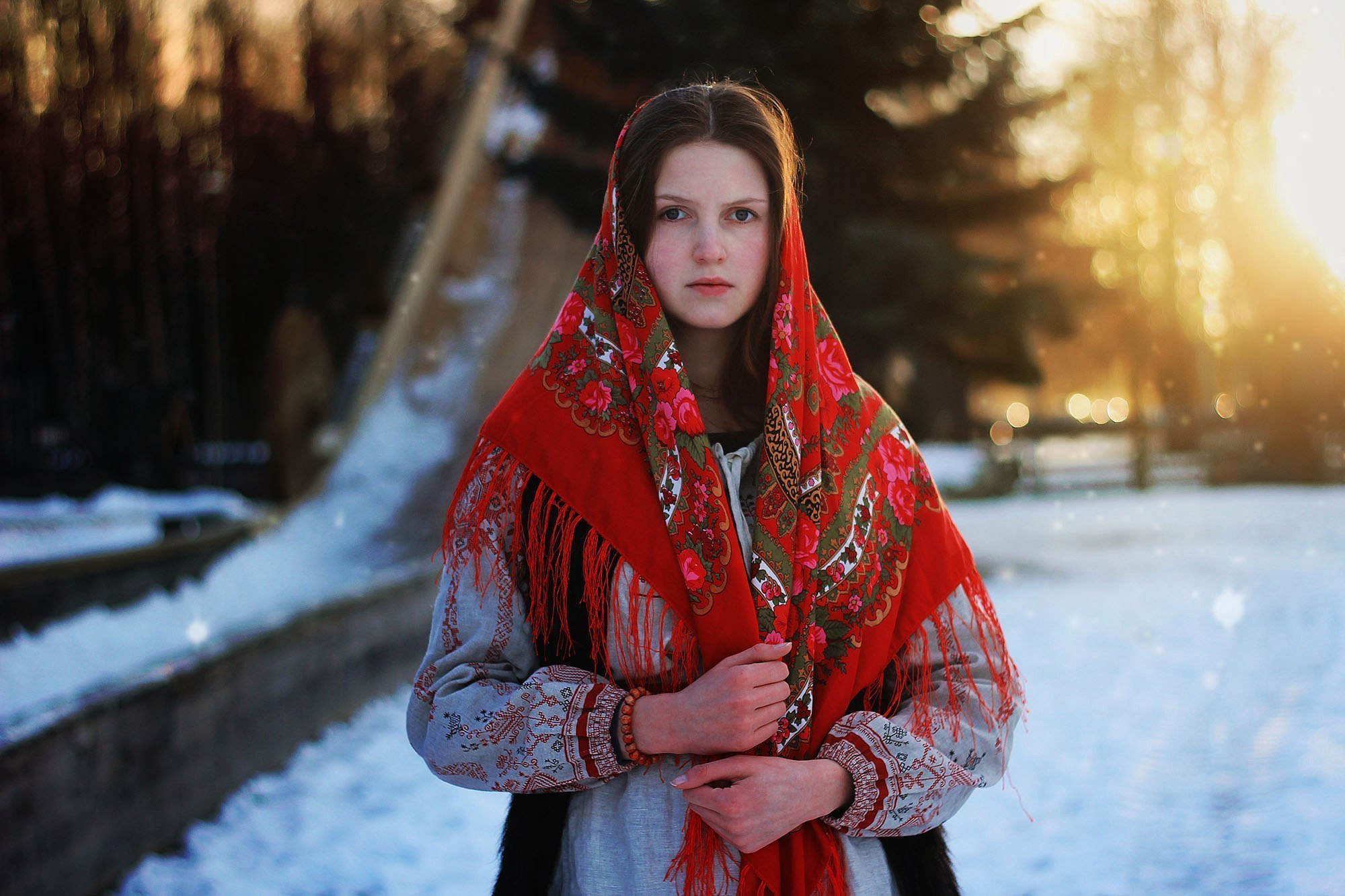 Girls in Slavic costumes in Nizhny Novgorod